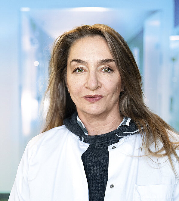 Dr. Silke Zeugner